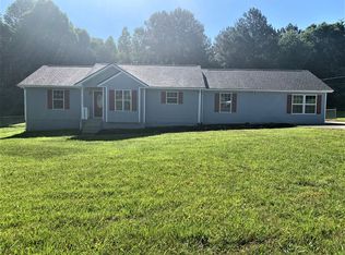1006 Golden Pond Rd, Chapmansboro, TN 37035