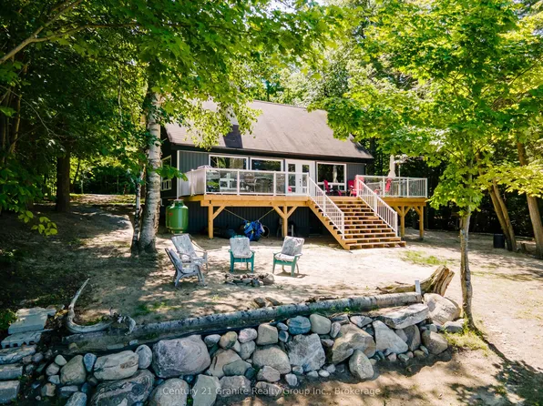 2347 Kashagawigamog Lake Rd, Minden Hills, ON K0M 2K0