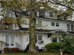 Oxford - A, Berlin, NJ 08009