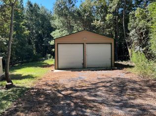 130 Robinson Ln, Vass, NC 28394