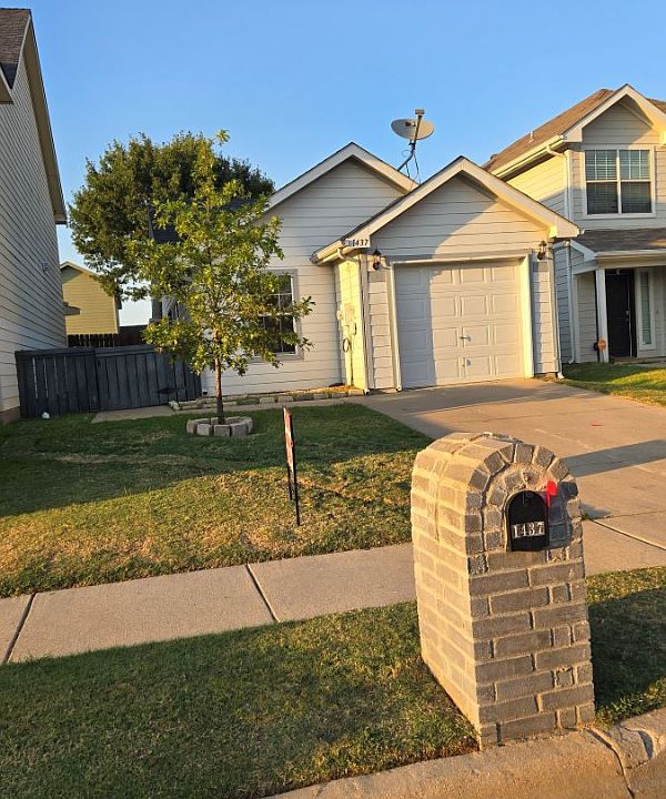 1st image of 1437 Pine Ln