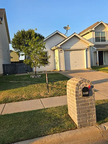 1437 Pine Ln Photo 1