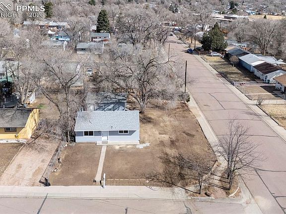 3rd image of 701 Erie Rd