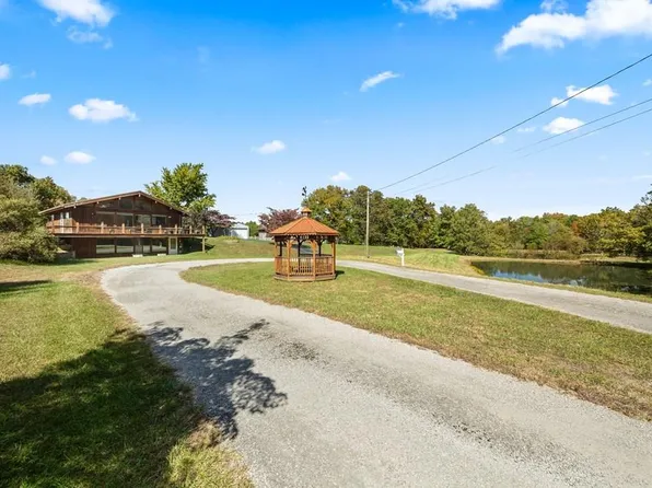 384 Miller Ct, Crossville, TN 38571