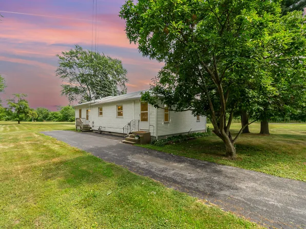 1621 Magnolia Ave, Dyer, IN 46311
