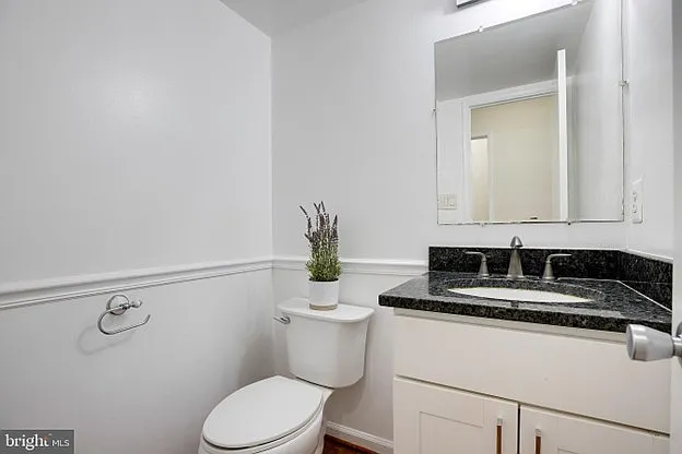 3205 Silverstone Ct — Photo 13