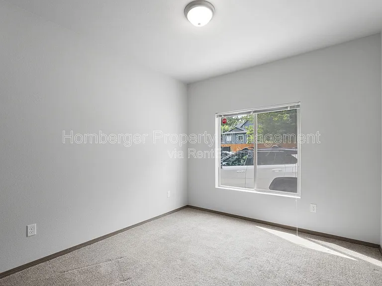 356 E 7th Ave #102 — Photo 12