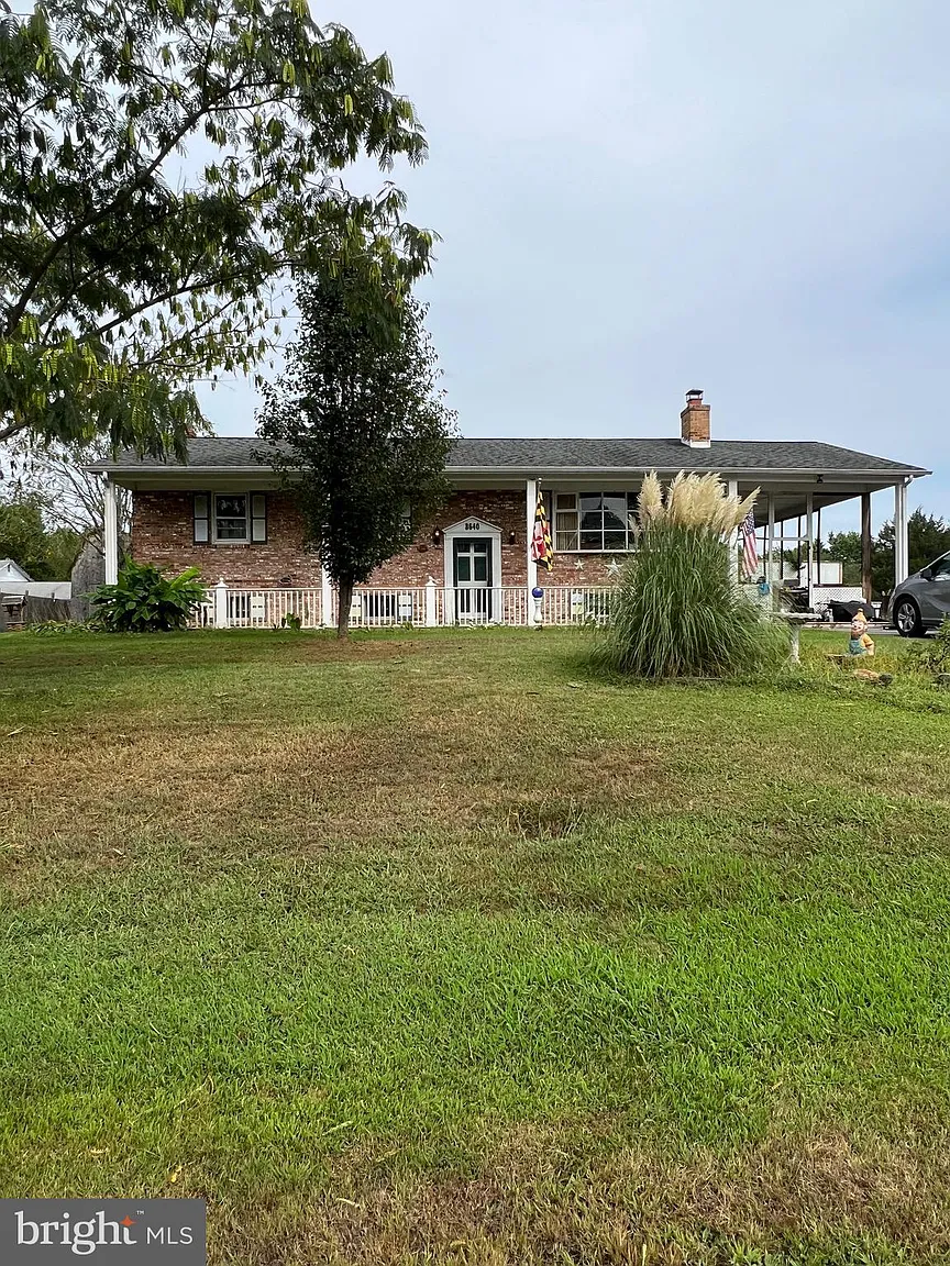 8640 Lowell Rd photo 1