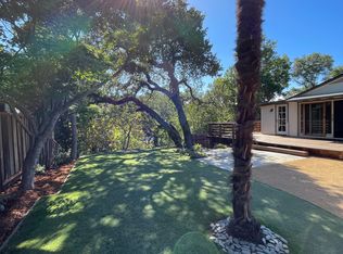 617 Acacia Ln, Redwood City, CA 94062