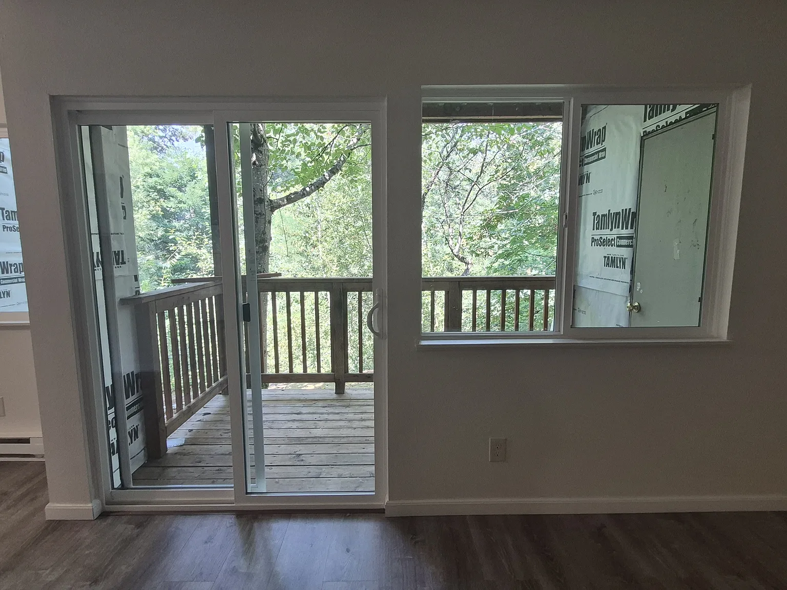 Brookside Apts - 2139 — Photo 2