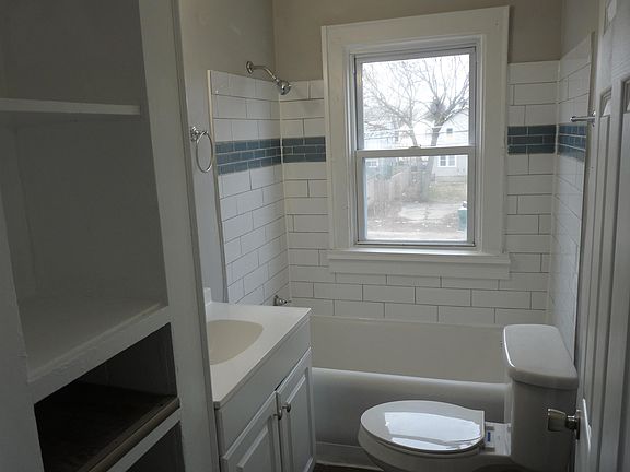 5th image of 1464 1republic Ave