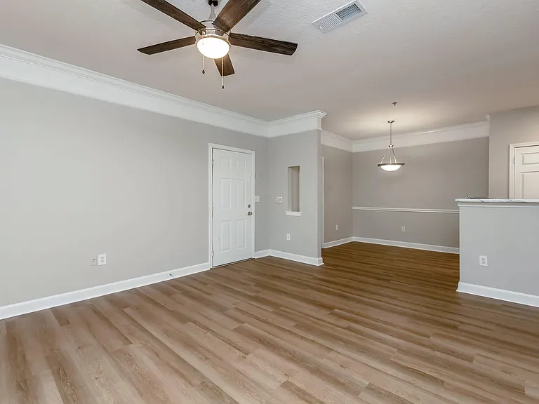 Reserve at Creekside — Photo 44