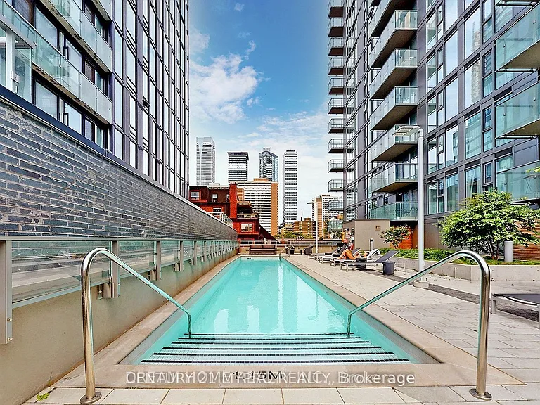 50 Wellesley St E #4002 — Photo 23