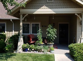 836 SW Kinsington Ct, Grants Pass, OR 97526