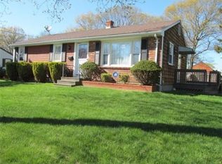 636 Nichols St, Fall River, MA 02720