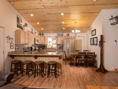 908 Michael Ave, Big Bear City, CA, 92314