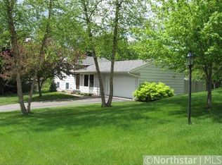 1104 156th St E, Burnsville, MN 55306