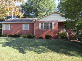 525 Avondale Ave, Albemarle, NC 28001