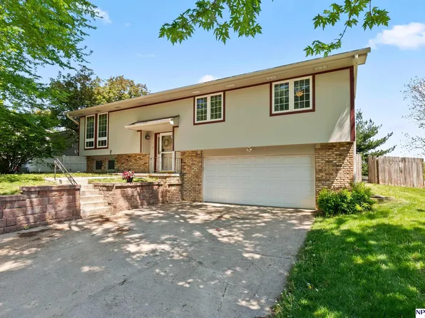 5021 S 149th St, Omaha, NE 68137