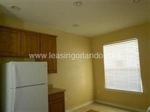 5th image of 3220 Hopewell Dr