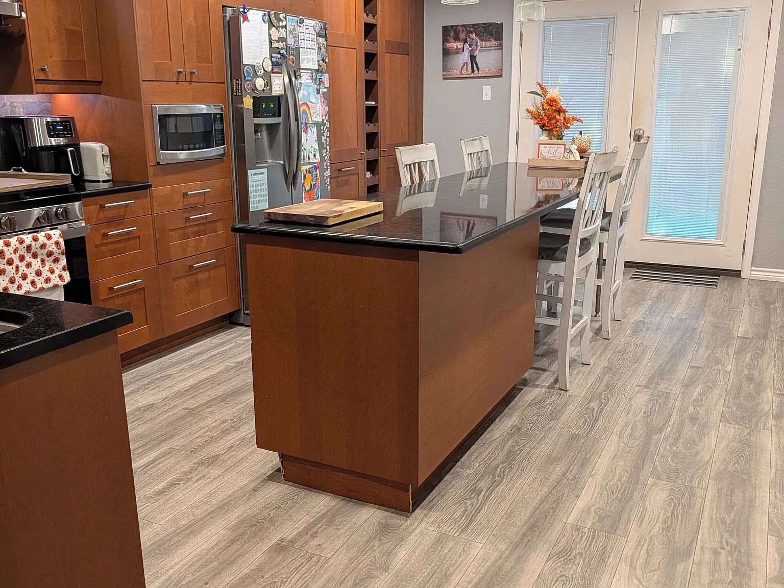 3 bed, 1371 sqft, $2,000 — Photo 2