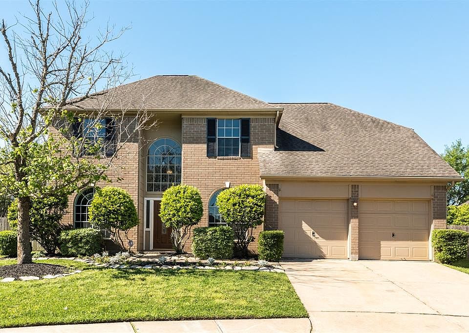 1st image of 16022 Biscayne Shoals Dr