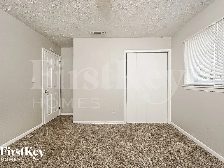 2216 Clanton Ter — Photo 15
