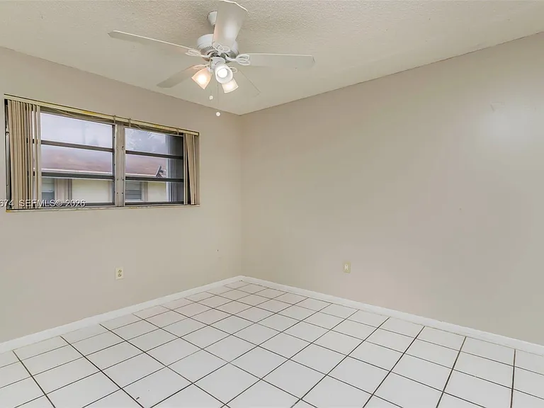 6331 Pierce St #1 — Photo 7