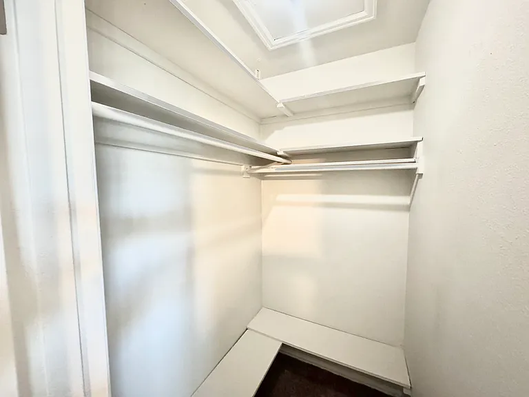 Leisure Apartments — Photo 13