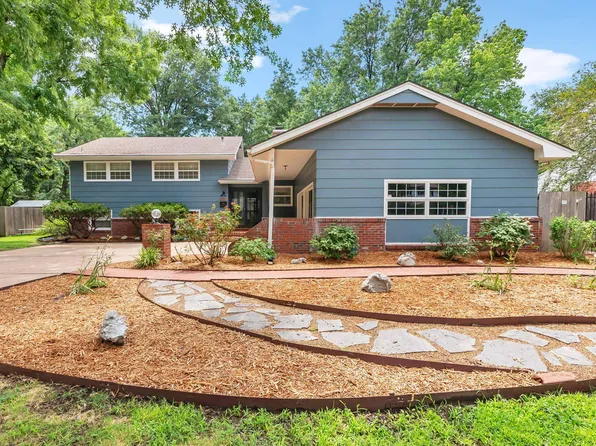 7439 E Tanglewood Ln, Wichita, KS 67206