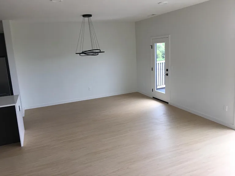 572 Enterprise Blvd #31 — Photo 8