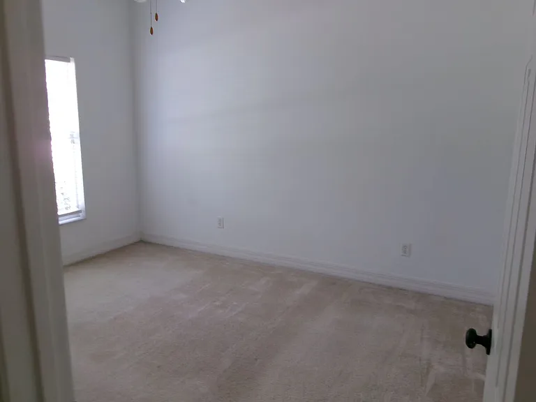 12415 Lake Valley Dr — Photo 27