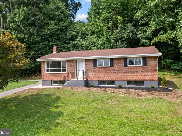 28 Woodside Ave, Temple, PA 19560