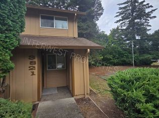 3815-3821 NW Chemult Pl, Portland, OR 97229