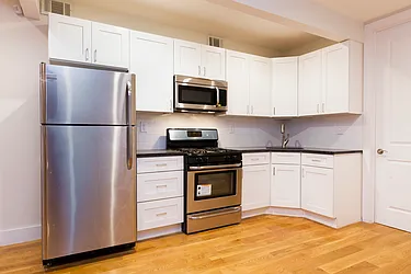 Rented by Engel and Völkers Brownstone Brooklyn