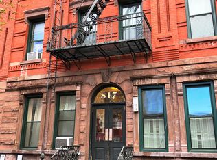 817 Washington St #1R, Hoboken, NJ 07030