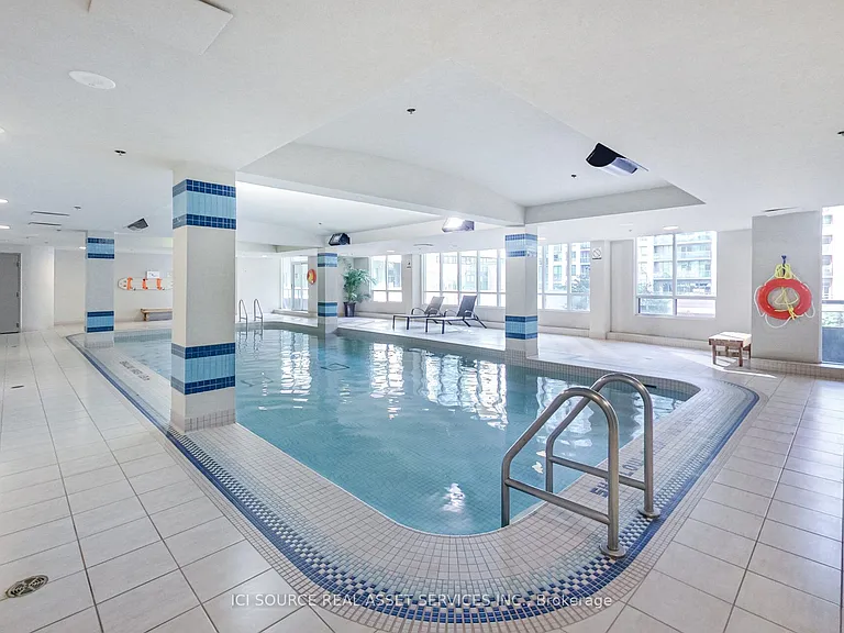 51 Lower Simcoe St #607 — Photo 24