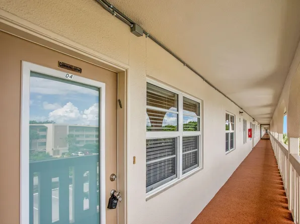 2202 Lucaya #D4, Coconut Creek, FL 33066