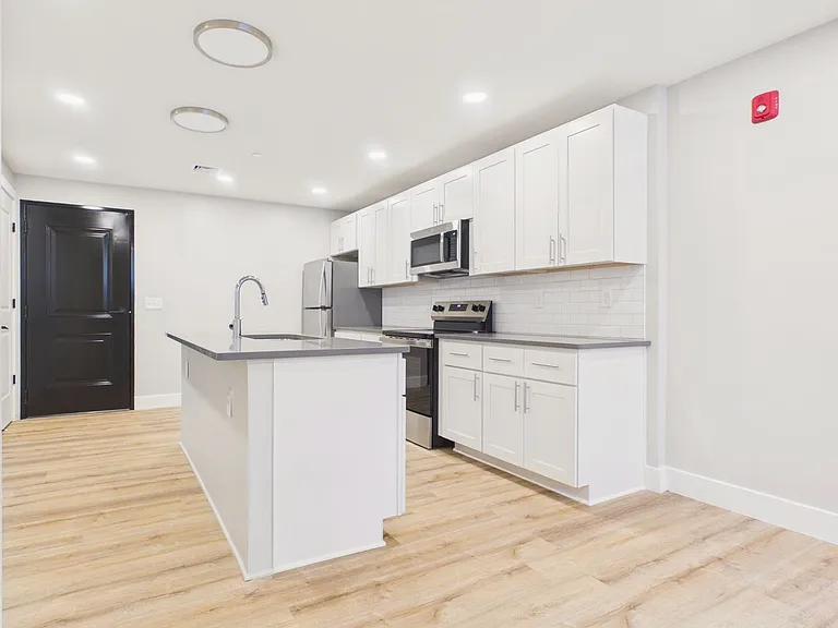 The Lofts at Midtown — Photo 4