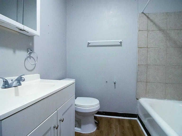 40 Harding Pl #2B — Photo 5