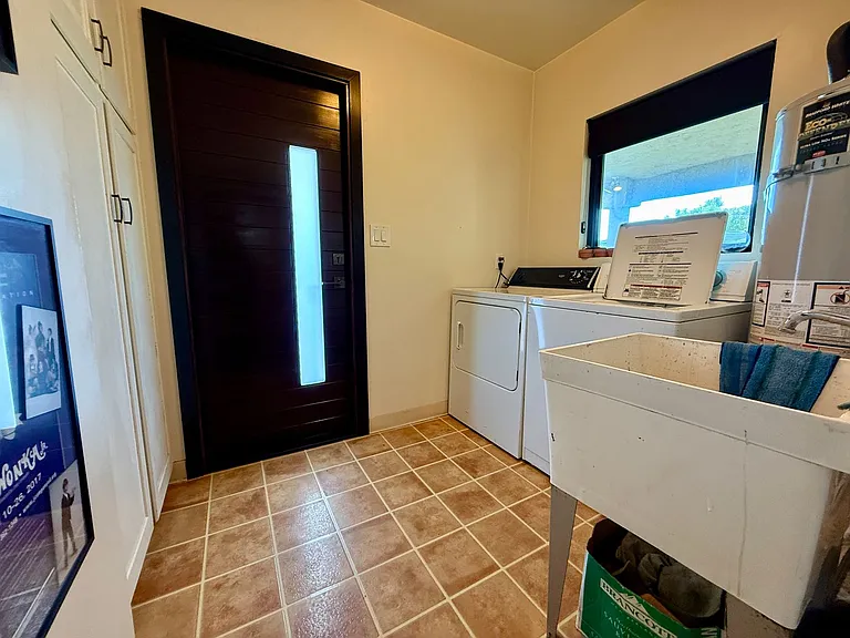 4221 Hill St — Photo 18