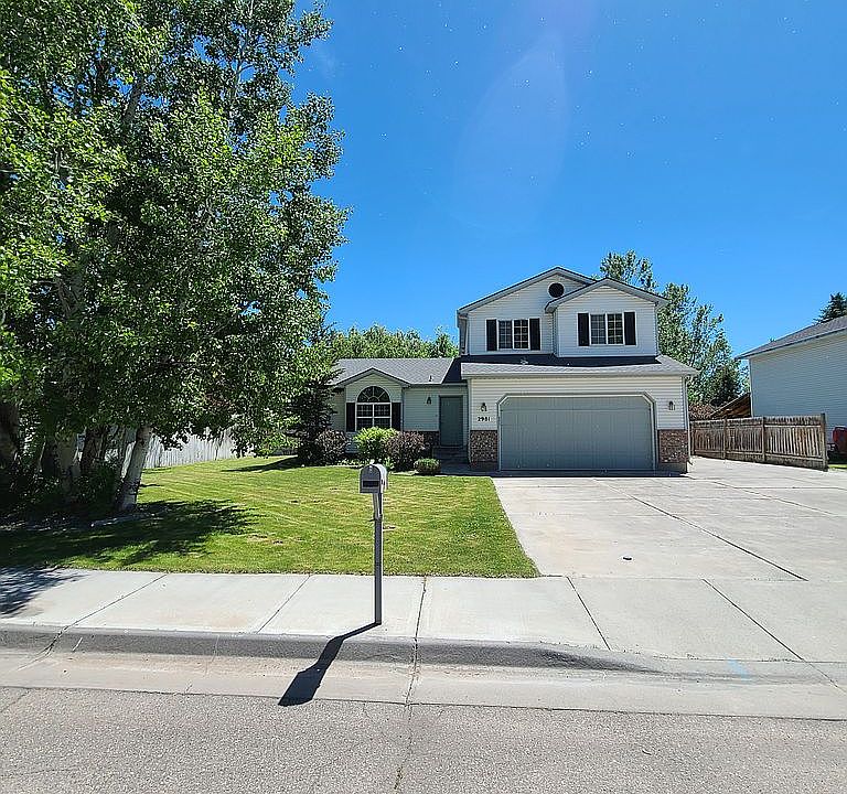 1st image of 2981 Kevin Cir