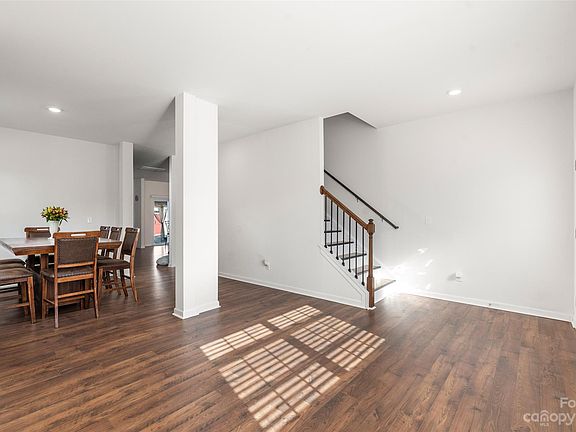 5th image of 7584 Nolen Farm Dr