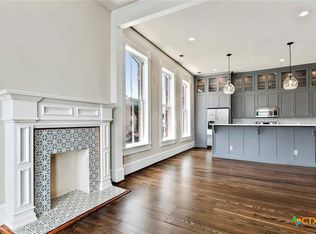 202 N Lbj Dr #209, San Marcos, TX 78666