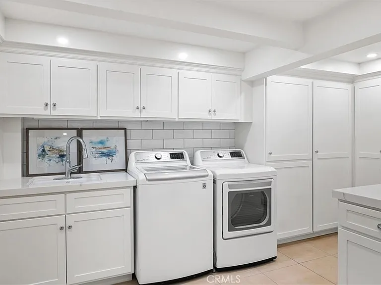50 N La Senda Dr — Photo 43