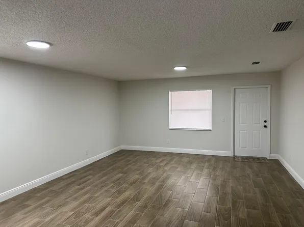 496 E Jordan Boulevard, Pahokee, FL 33476