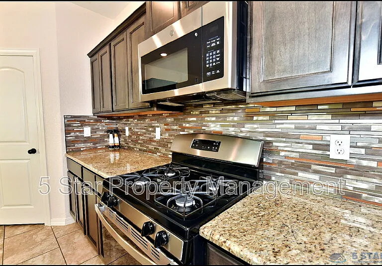 2840 Tierra De Moyo Pl — Photo 15