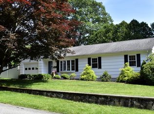 21 Raleigh Rd, Webster, MA 01570