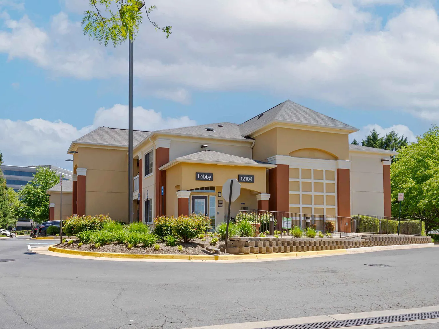 Washington, D.C. - Fairfax - Fair Oaks — Photo 1