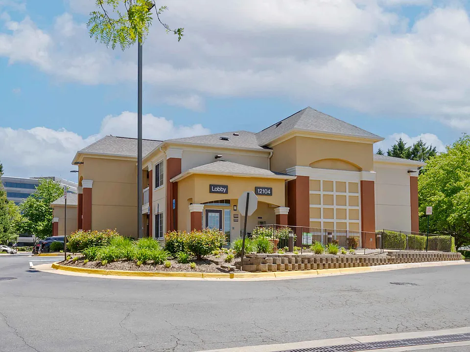Washington, D.C. - Fairfax - Fair Oaks